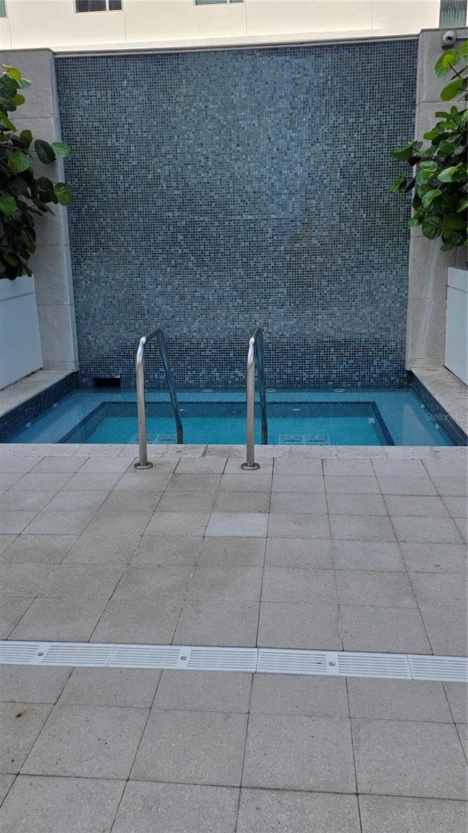 100 1ST AVENUE — photo 48 of 58
