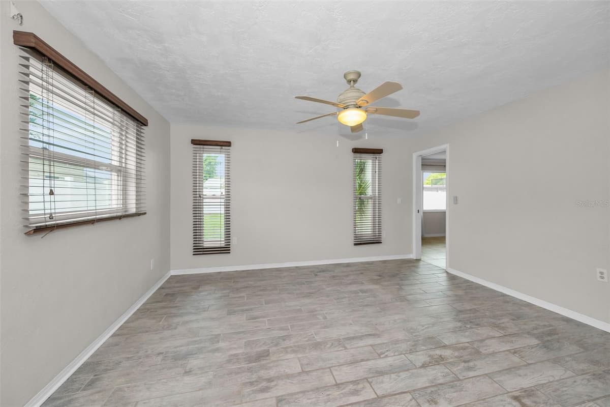 13760 87TH PLACE — photo 38 of 67