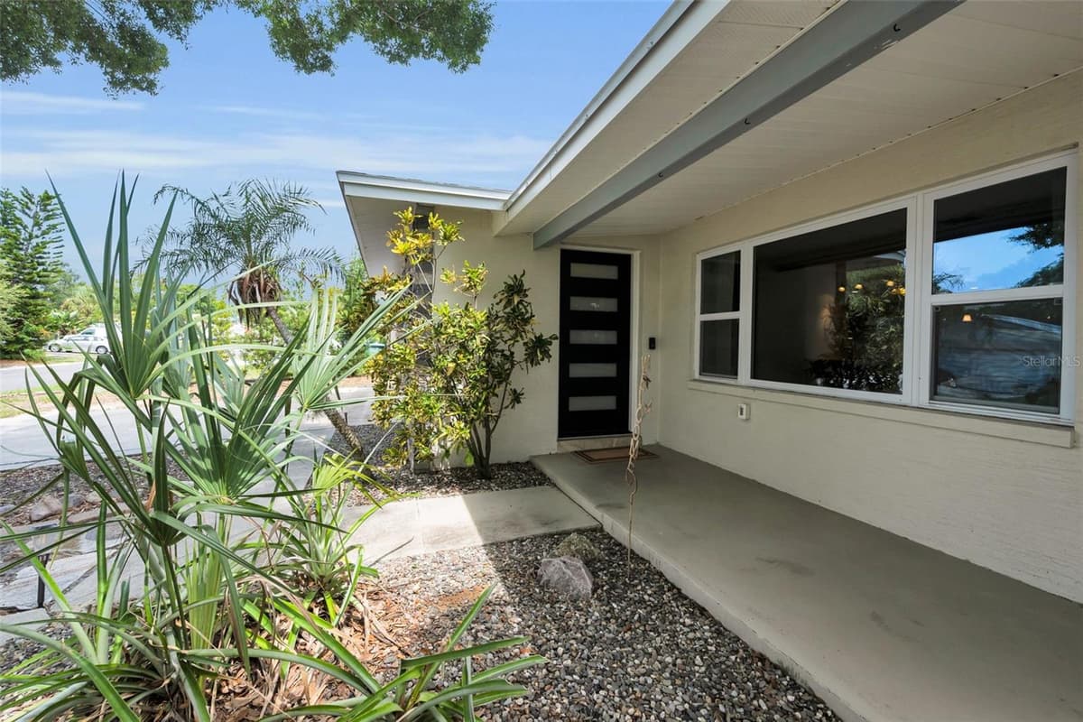 13760 87TH PLACE — photo 15 of 67