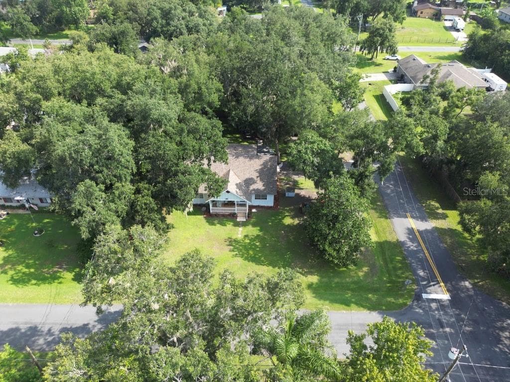 4849 MEADOW DRIVE — photo 35 of 36