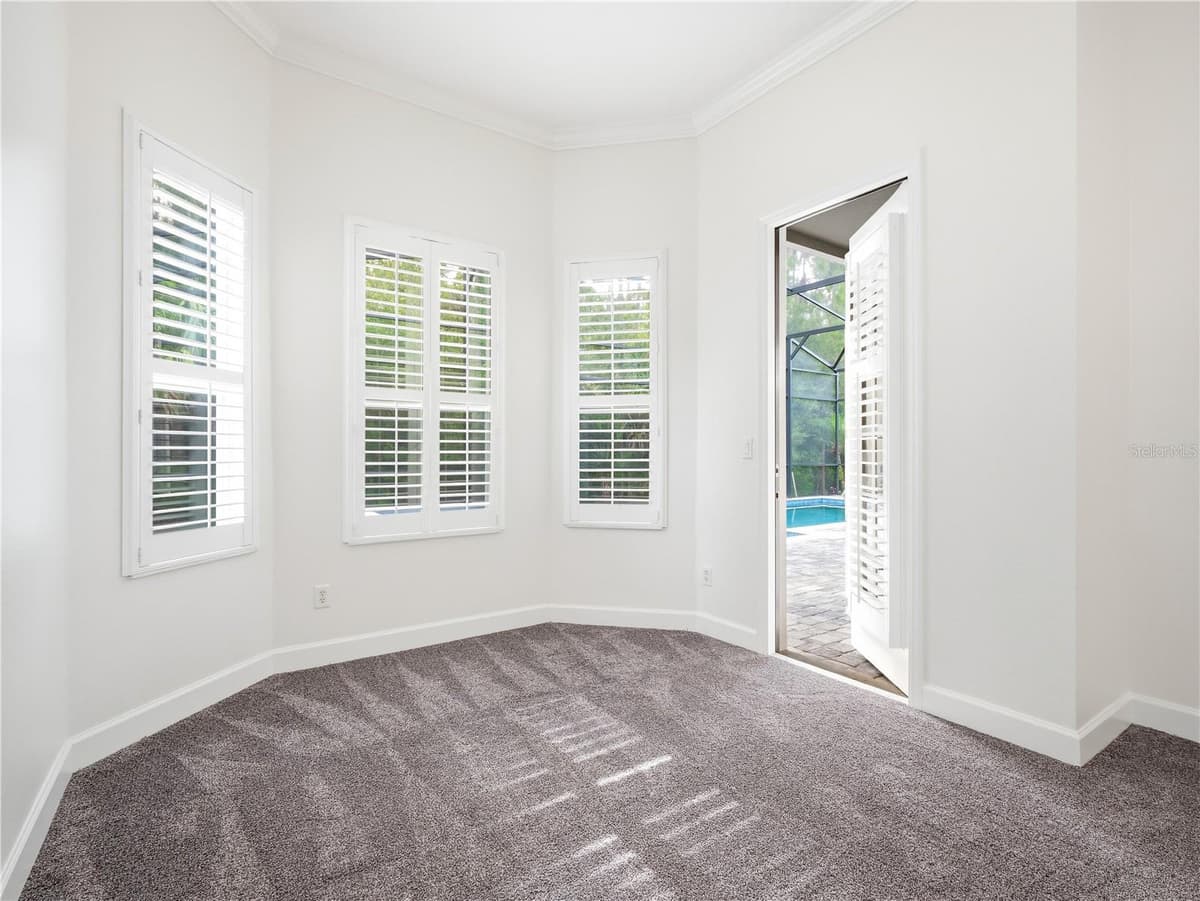 477 LUNA BELLA LANE — photo 33 of 83