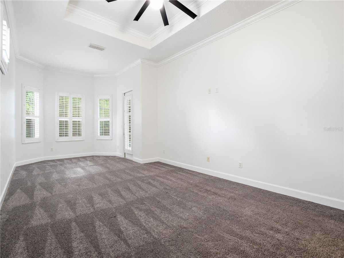 477 LUNA BELLA LANE — photo 32 of 83