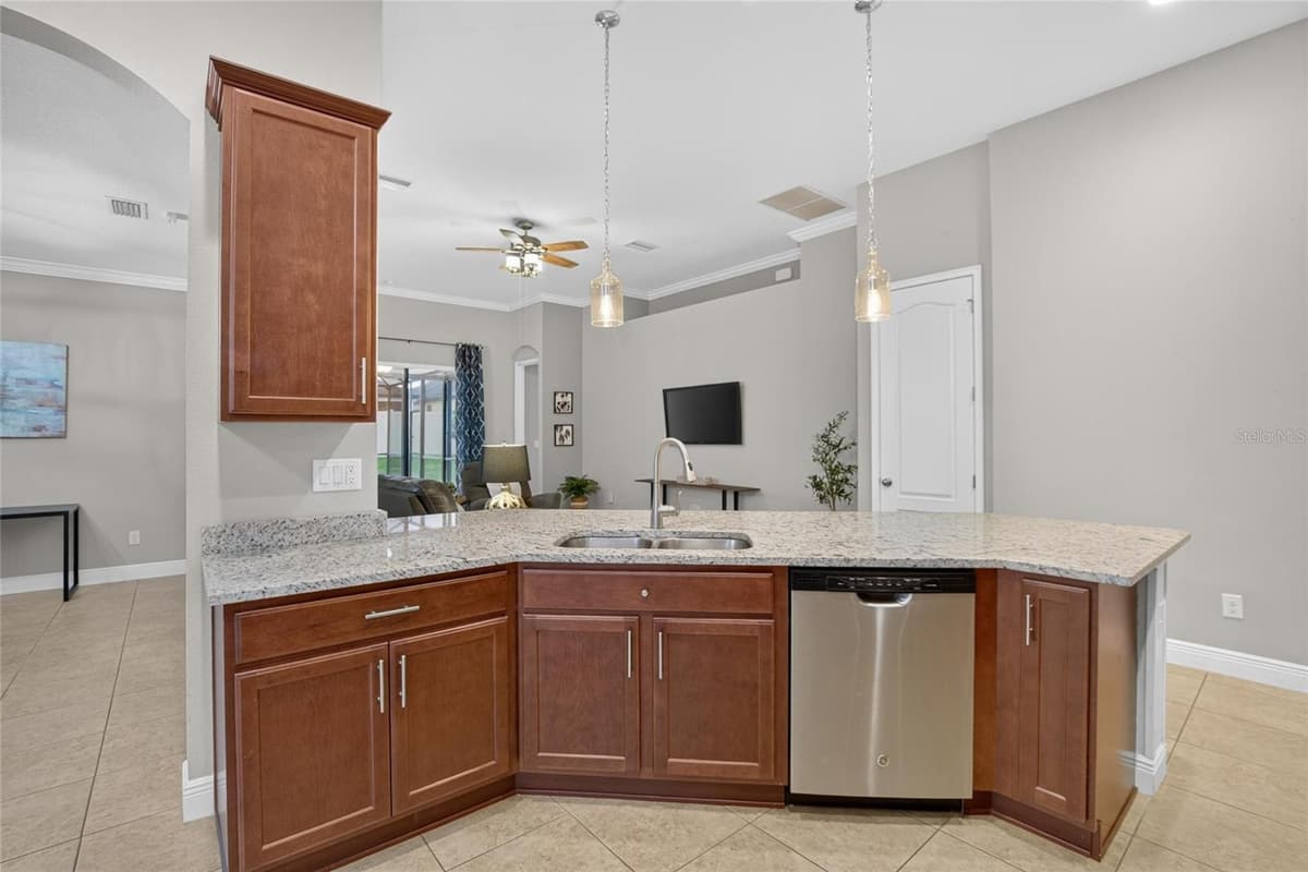 12153 CREEK PRESERVE DRIVE — photo 11 of 56