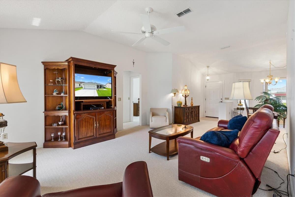811 SAN SALVADOR DRIVE — photo 4 of 40