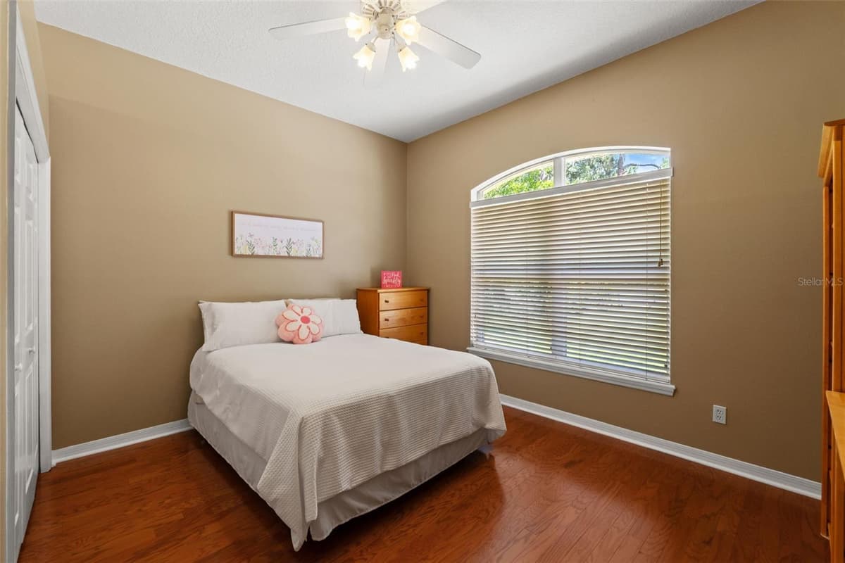 5035 CONNER DRIVE — photo 16 of 35