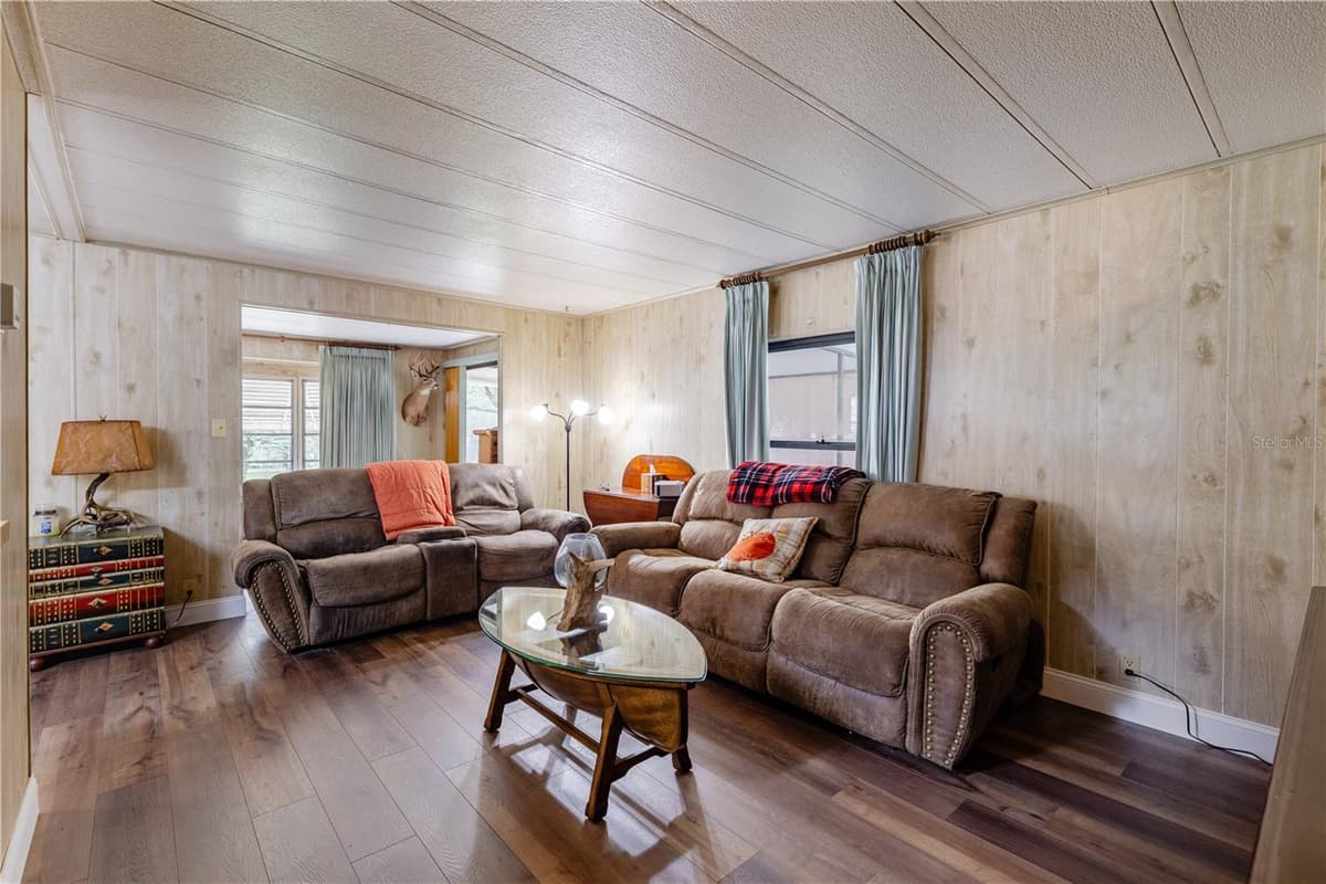 35737 SHELLEY DRIVE — photo 9 of 47