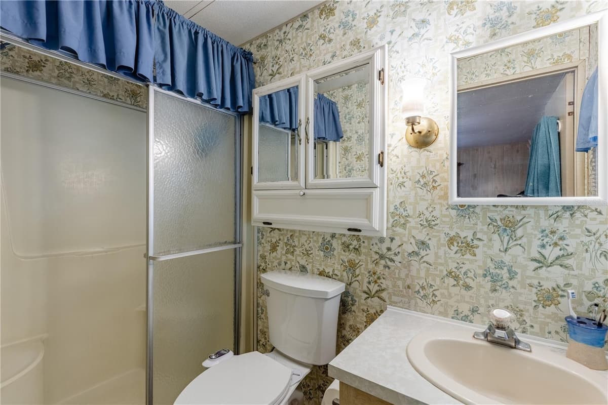 35737 SHELLEY DRIVE — photo 17 of 47