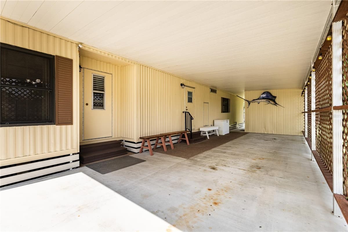 35737 SHELLEY DRIVE — photo 36 of 47