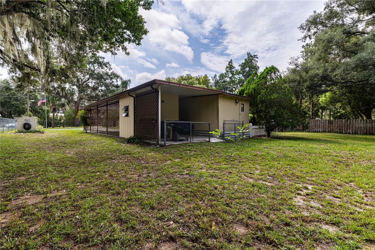 35737 SHELLEY DRIVE — photo 33 of 47