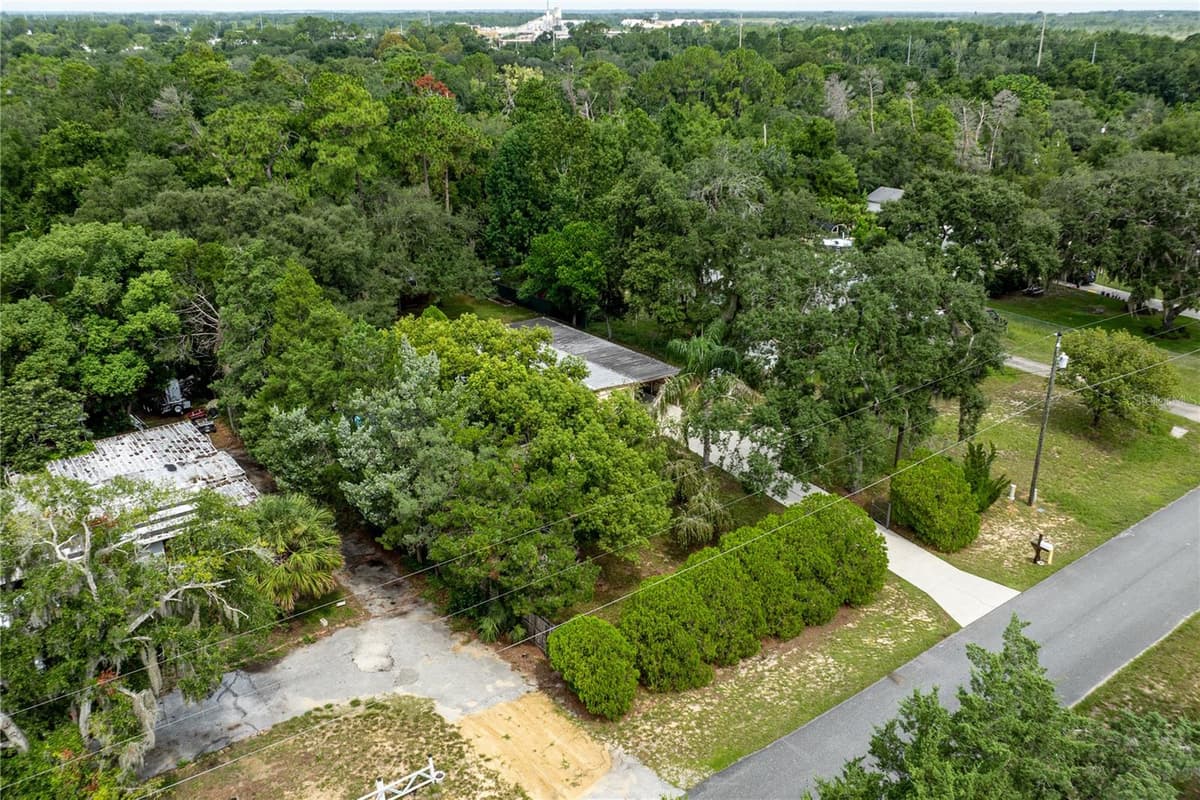 35737 SHELLEY DRIVE — photo 42 of 47
