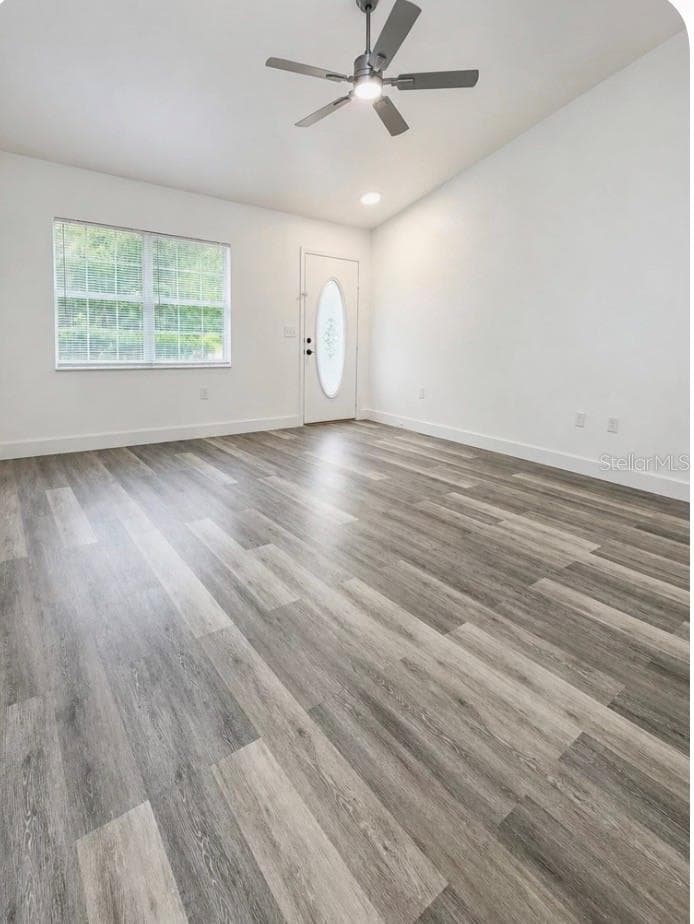 28 LOCUST DRIVE — photo 15 of 25
