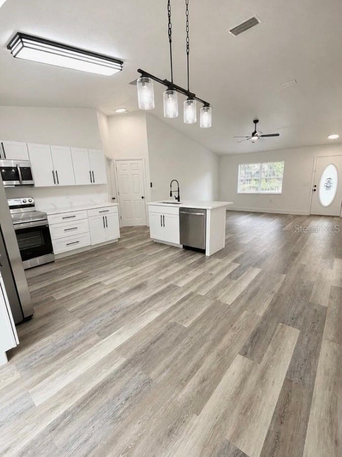 28 LOCUST DRIVE — photo 8 of 25