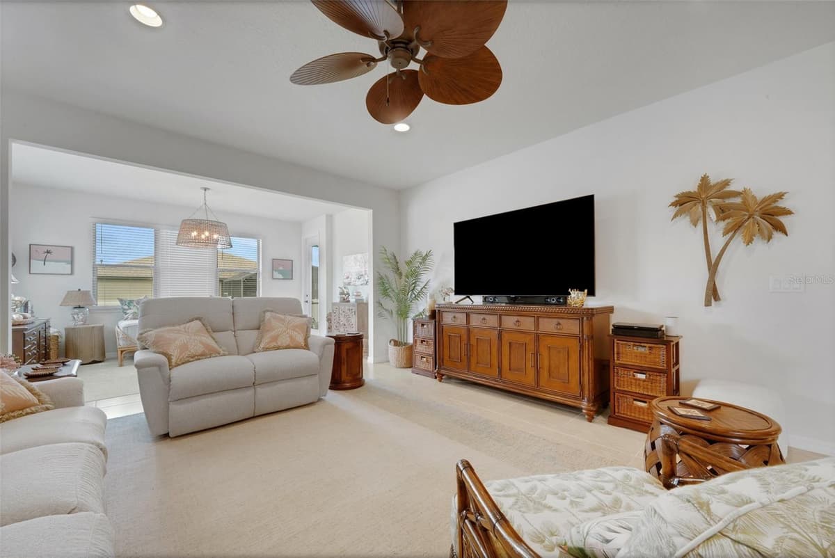519 VIGO STREET — photo 14 of 81