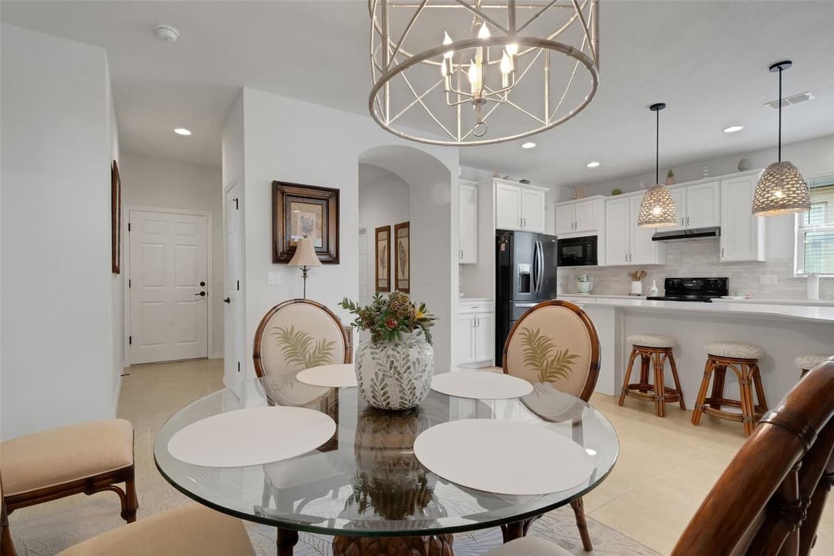 519 VIGO STREET — photo 28 of 81