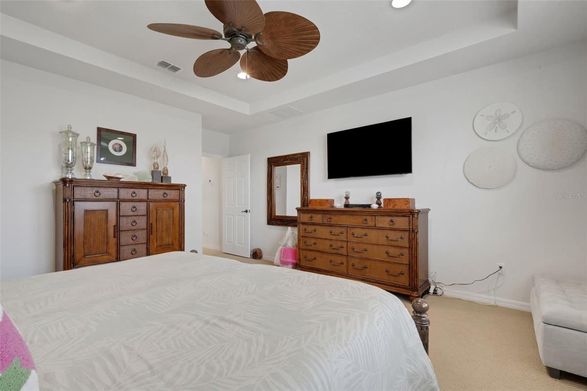 519 VIGO STREET — photo 37 of 81