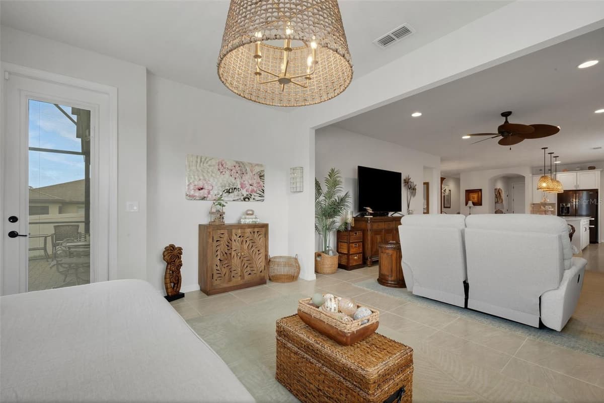519 VIGO STREET — photo 18 of 81