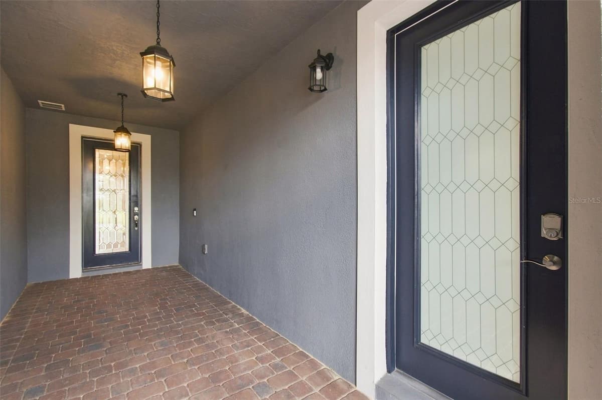 163 OLYMPUS WAY — photo 4 of 58
