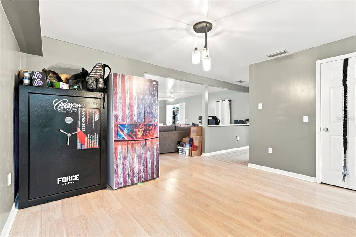 471 PINEGROVE STREET — photo 25 of 44