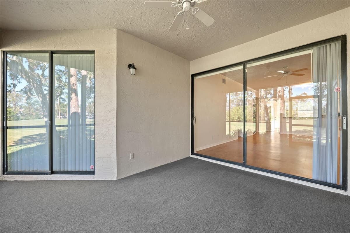 121 LINDSAY LANE — photo 22 of 81