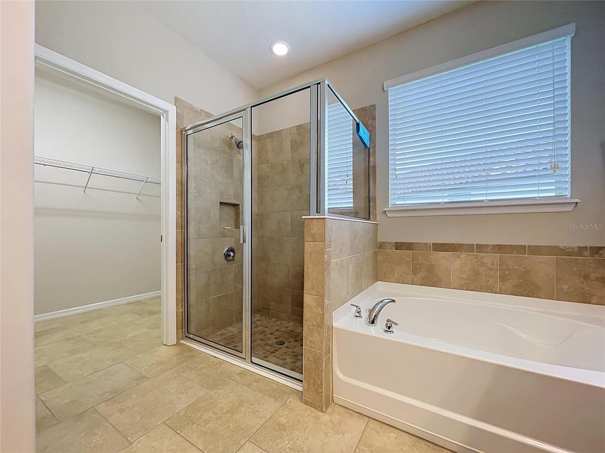 4125 PRIMA LAGO CIRCLE — photo 34 of 46