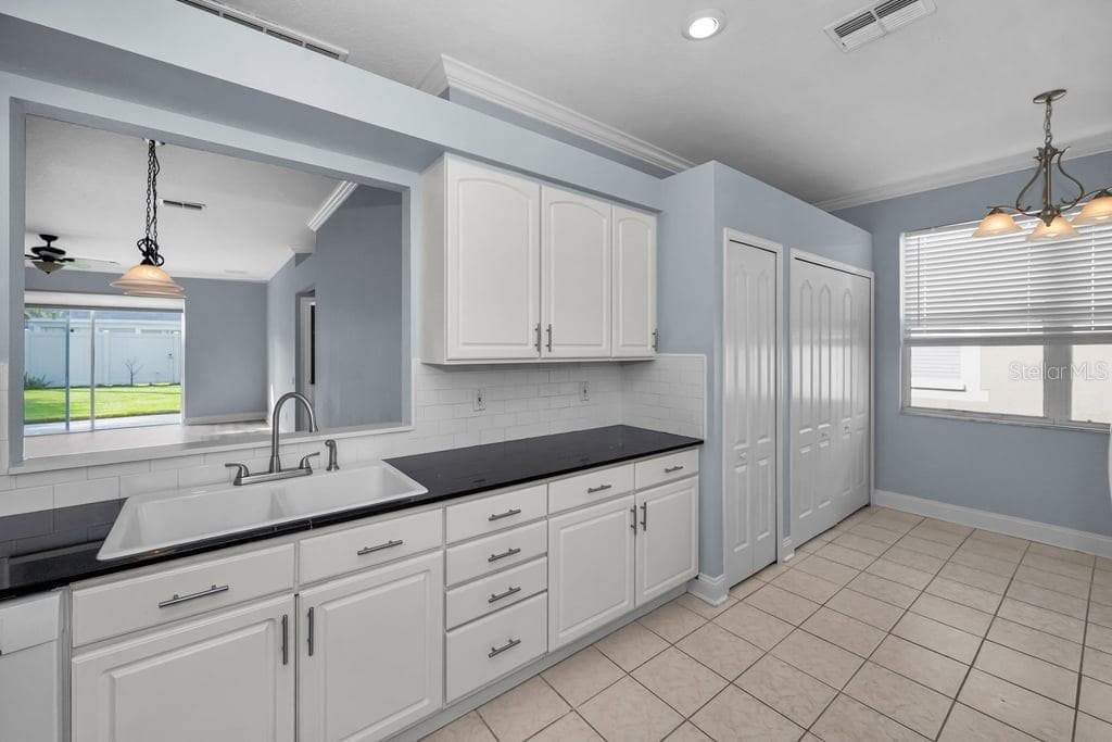 18104 HAMDEN PARK WAY — photo 14 of 29