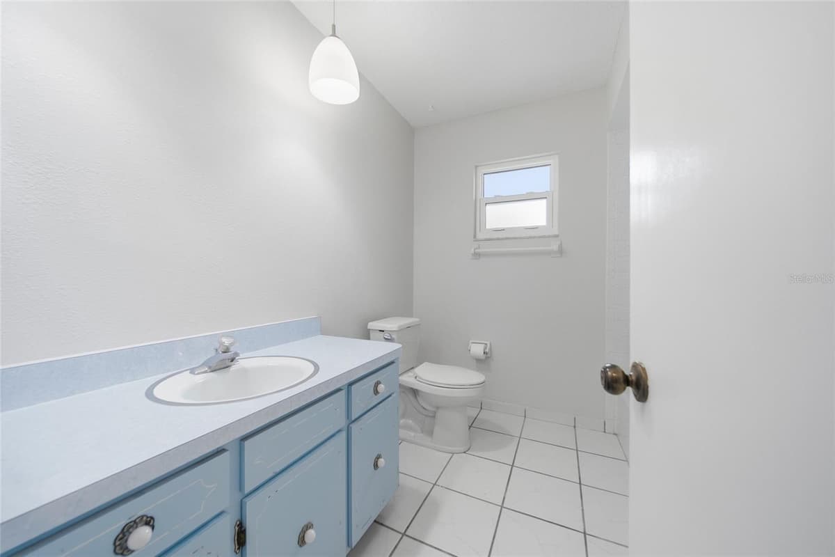5608 4TH AVENUE — photo 18 of 47