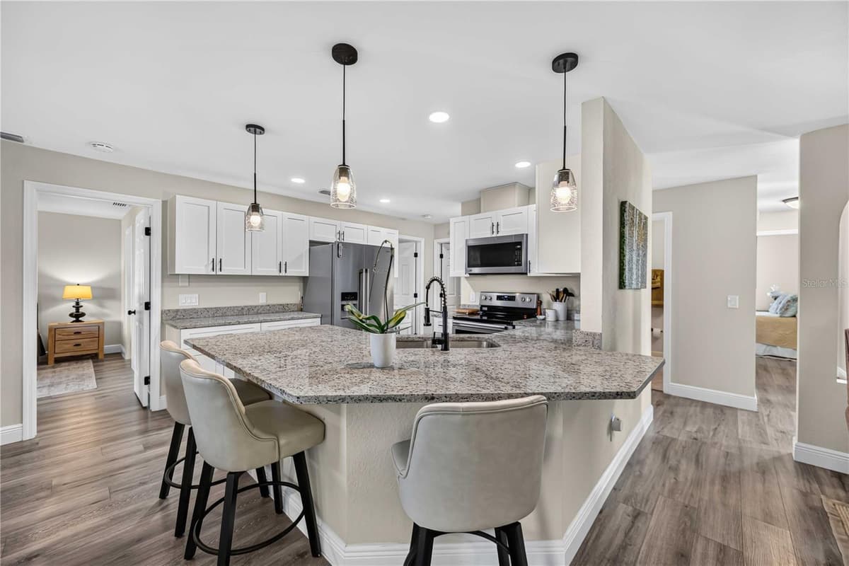 23 BUNKER PLACE — photo 11 of 39