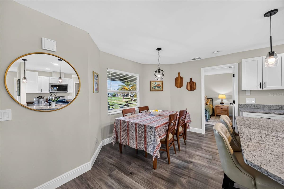 23 BUNKER PLACE — photo 10 of 39