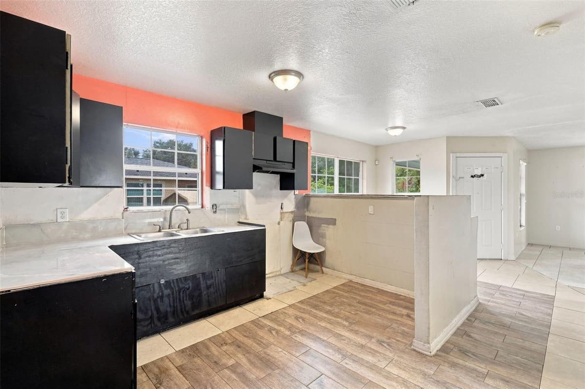 38407 LOWELL HARRIS WAY — photo 10 of 32
