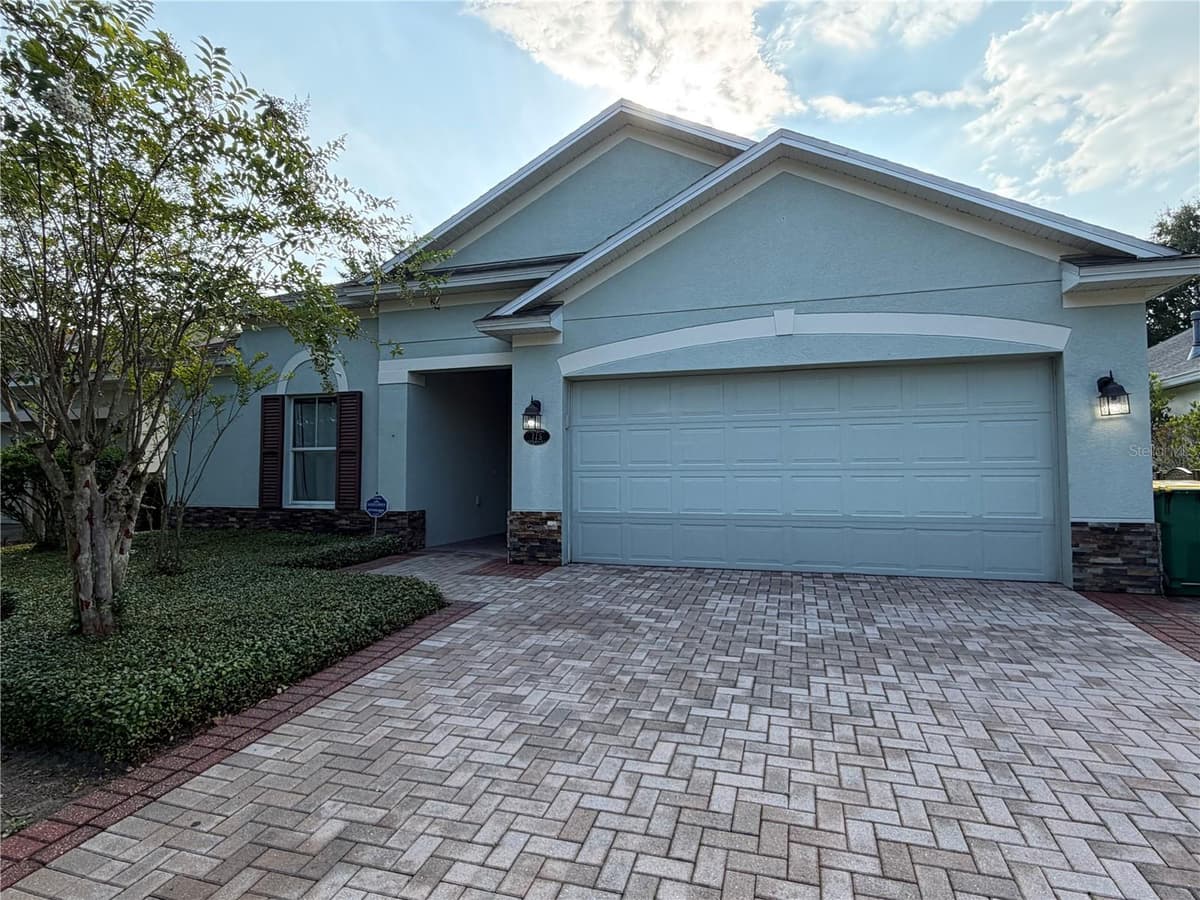 115 GLADESDOWN COURT — photo 4 of 26