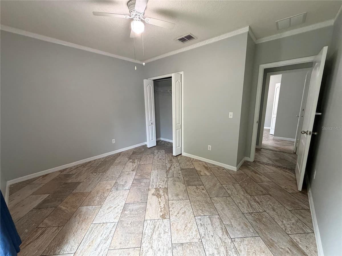 115 GLADESDOWN COURT — photo 14 of 26