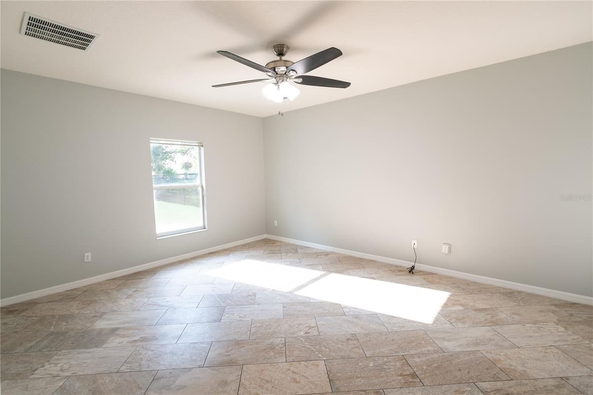 115 GLADESDOWN COURT — photo 18 of 26