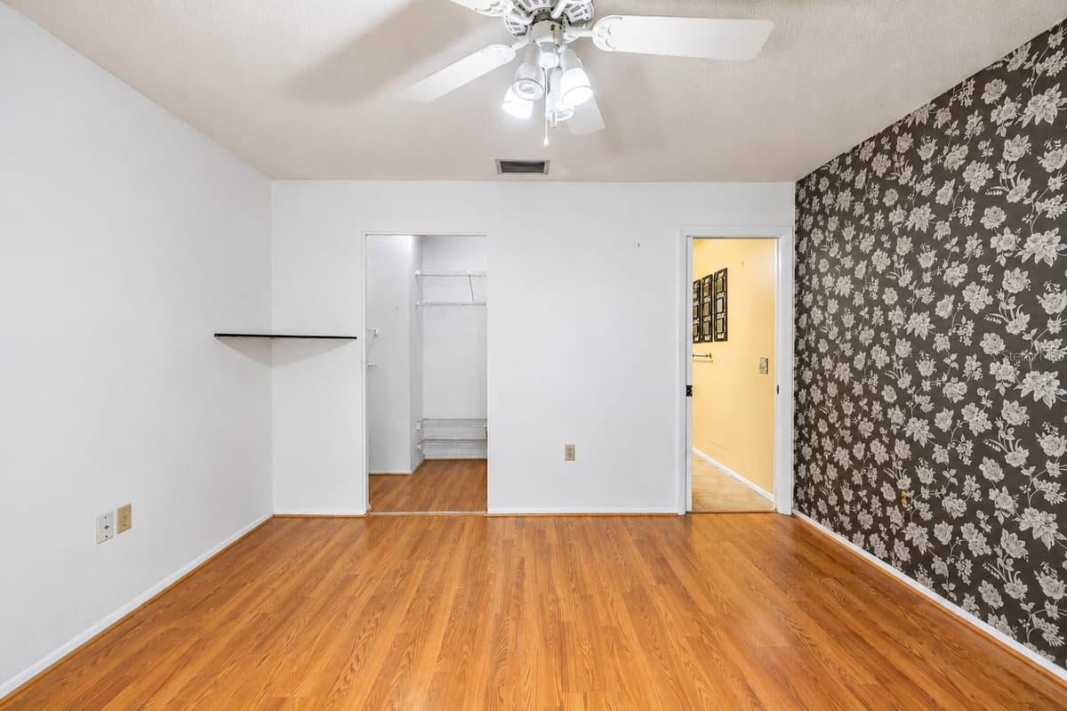 2927 63RD STREET — photo 10 of 20