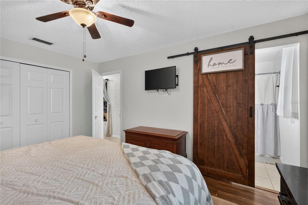 30832 RIDGEVIEW AVENUE — photo 18 of 32