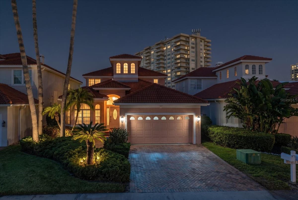 1620 SAND KEY ESTATES COURT — photo 2 of 49