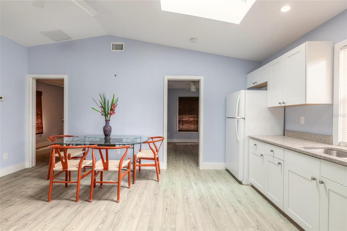 808 16TH AVENUE — photo 35 of 51
