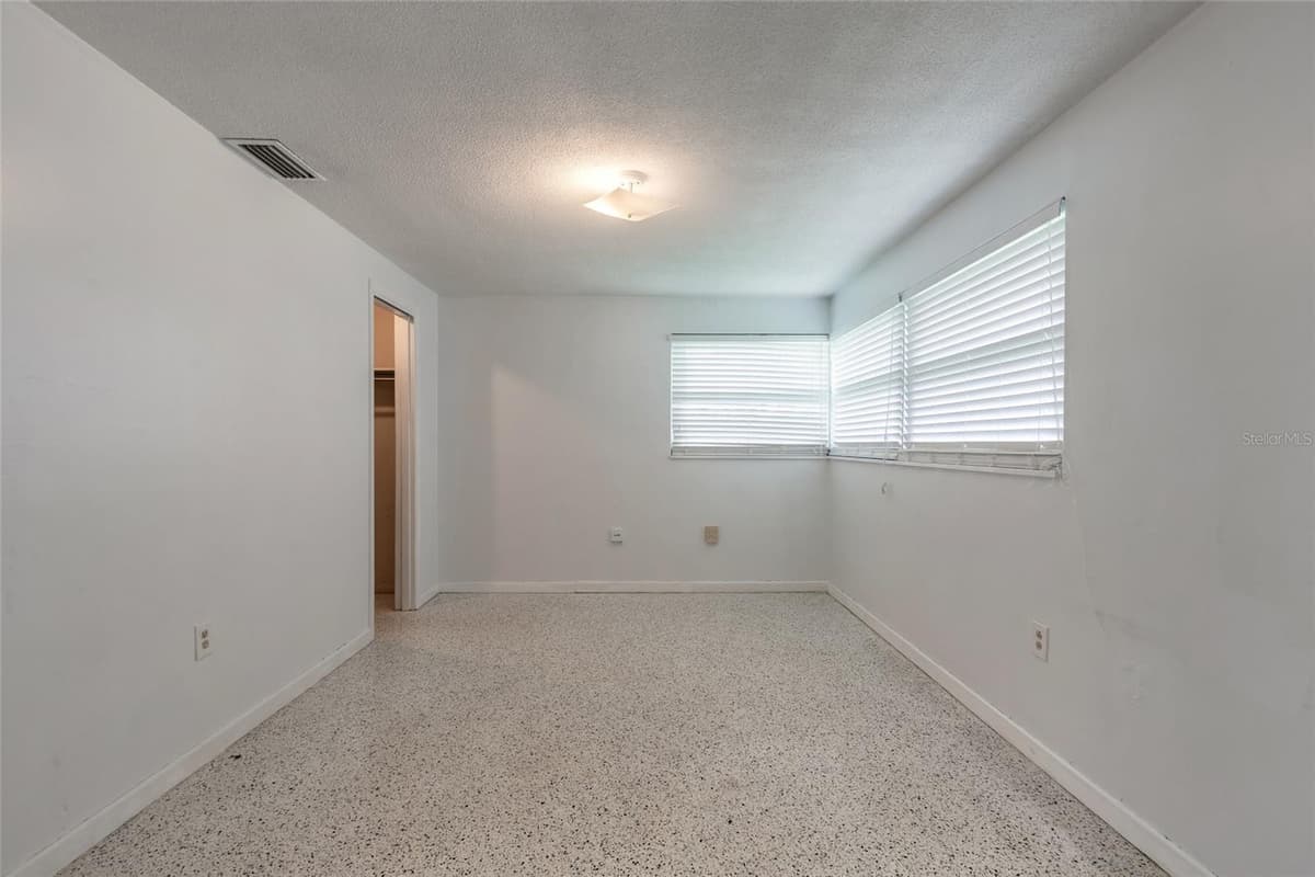 808 16TH AVENUE — photo 22 of 51