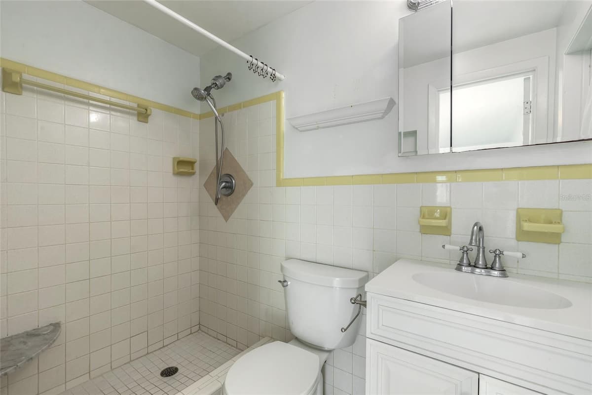 808 16TH AVENUE — photo 26 of 51
