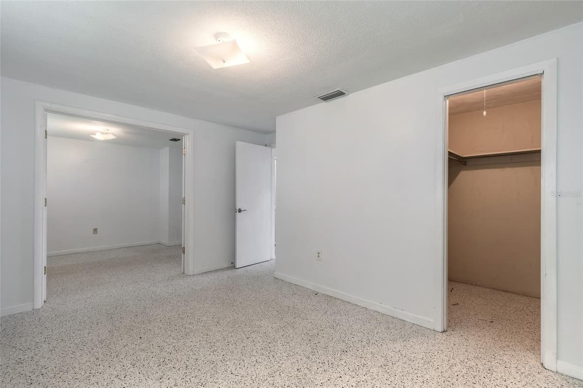 808 16TH AVENUE — photo 23 of 51