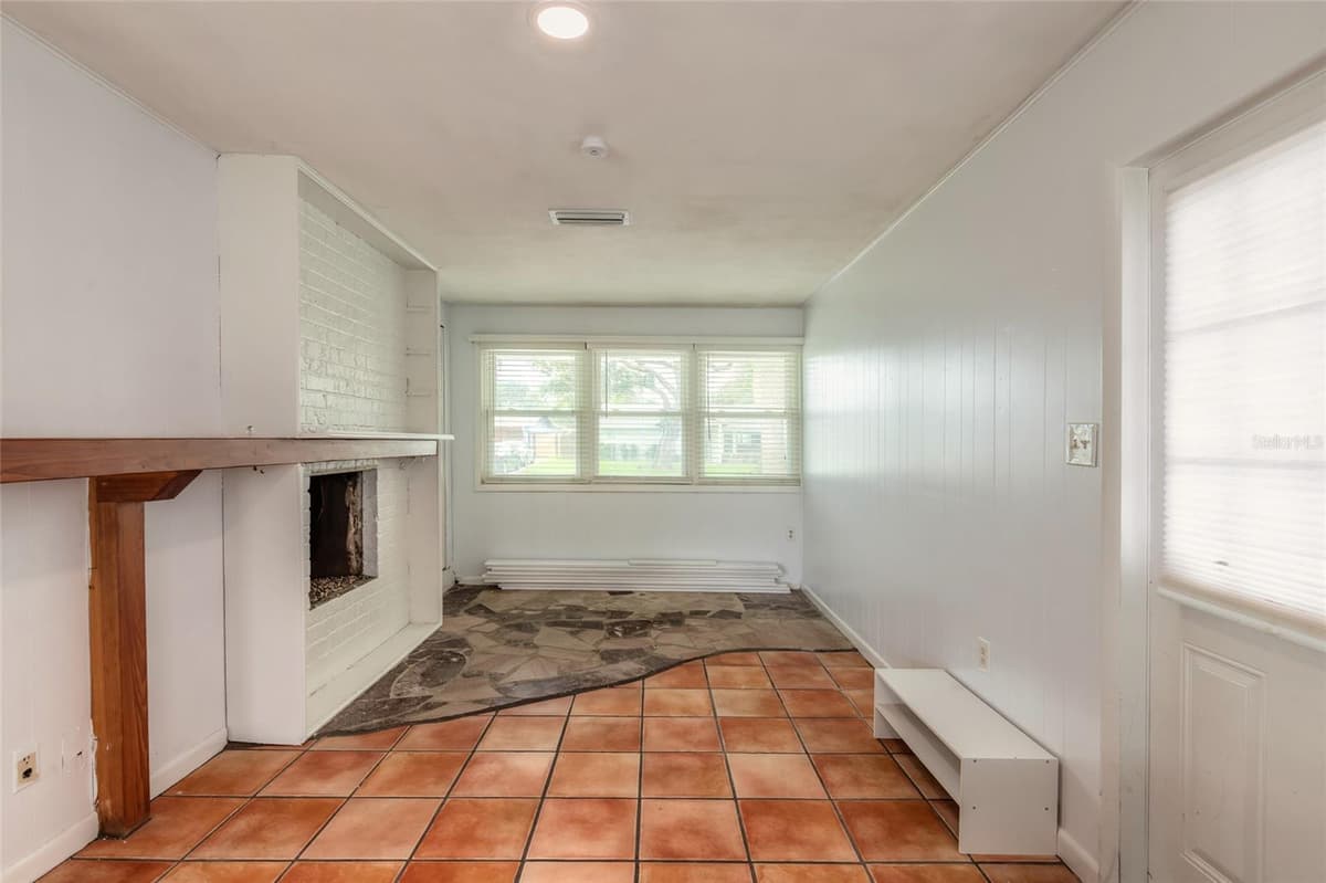 808 16TH AVENUE — photo 14 of 51