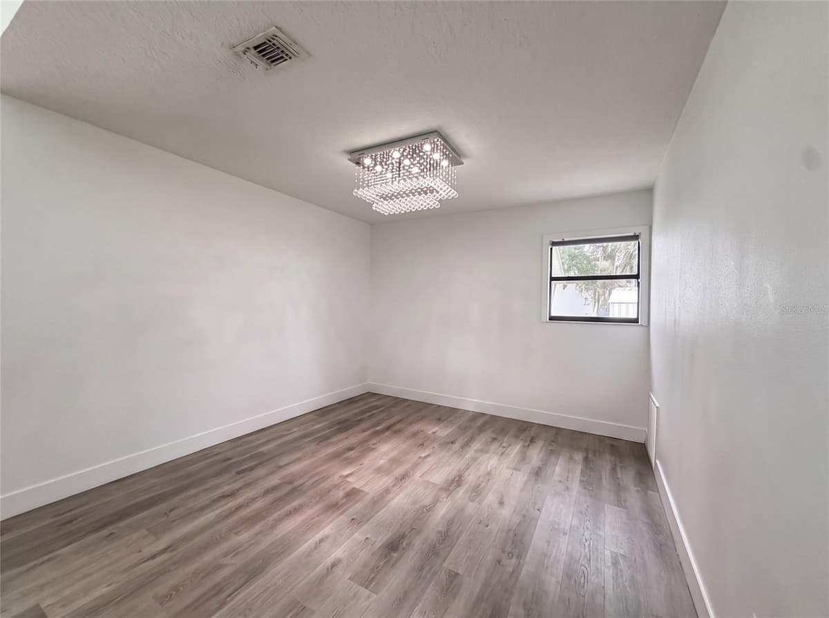 1 CUNNINGHAM LANE — photo 18 of 47