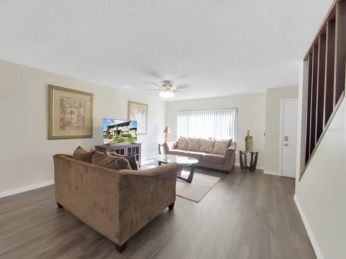 7805 AMBERLEA COURT — photo 8 of 22