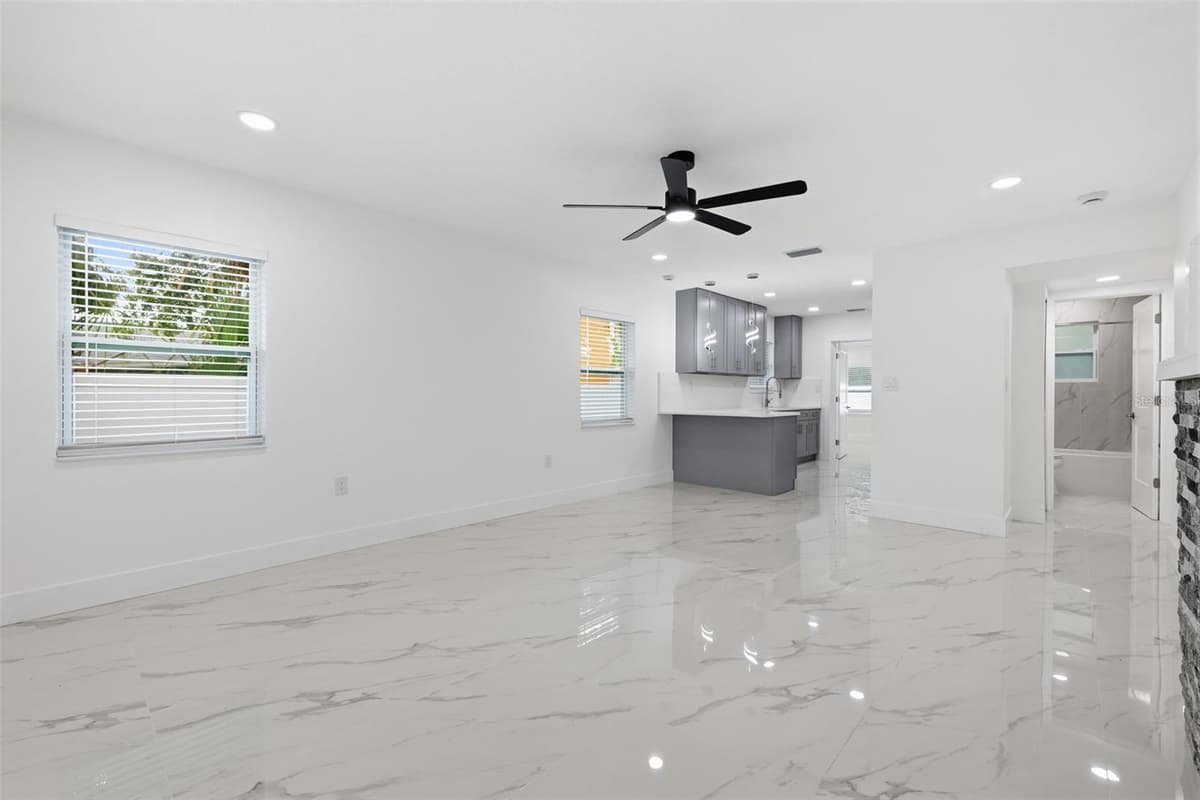 2535 19TH STREET — photo 8 of 25