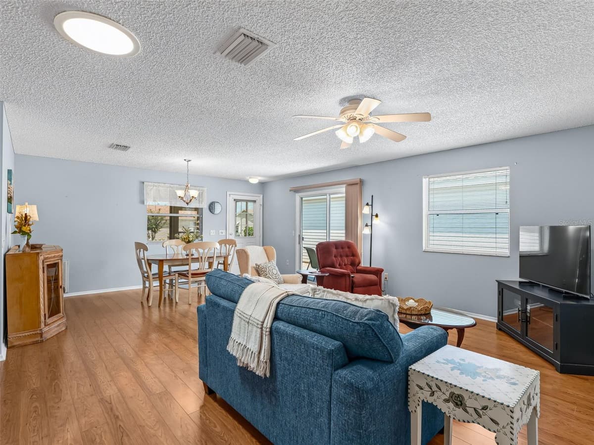973 YORK TERRACE — photo 17 of 44