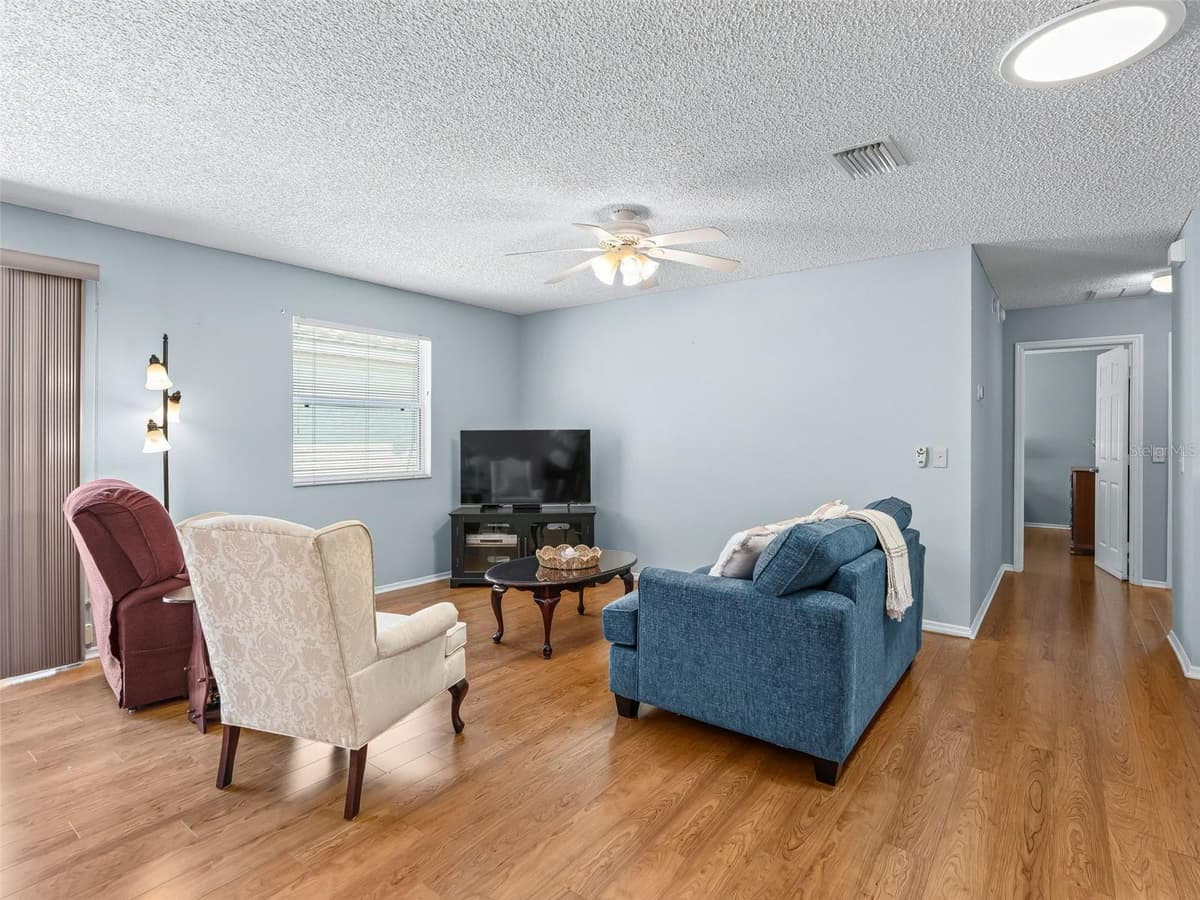973 YORK TERRACE — photo 14 of 44