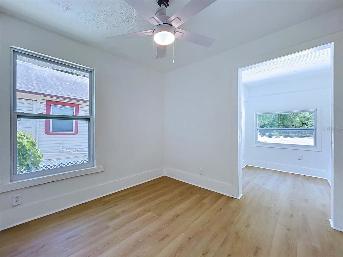 1835 24TH STREET — photo 20 of 32