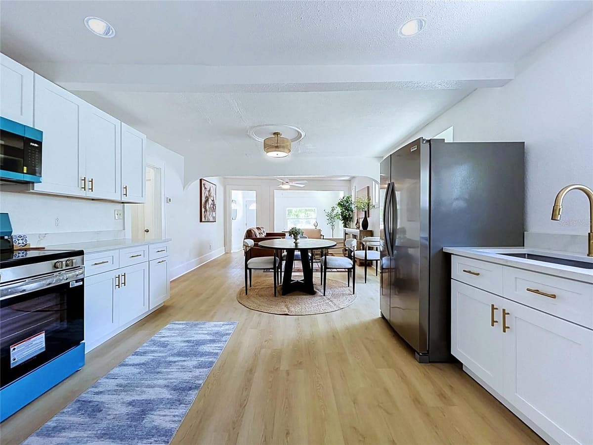 1835 24TH STREET — photo 12 of 32