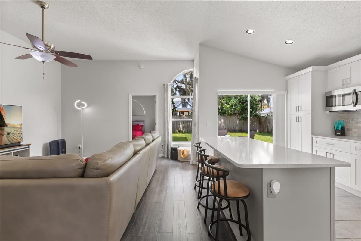 4562 CONWAY LANDING DRIVE — photo 17 of 38