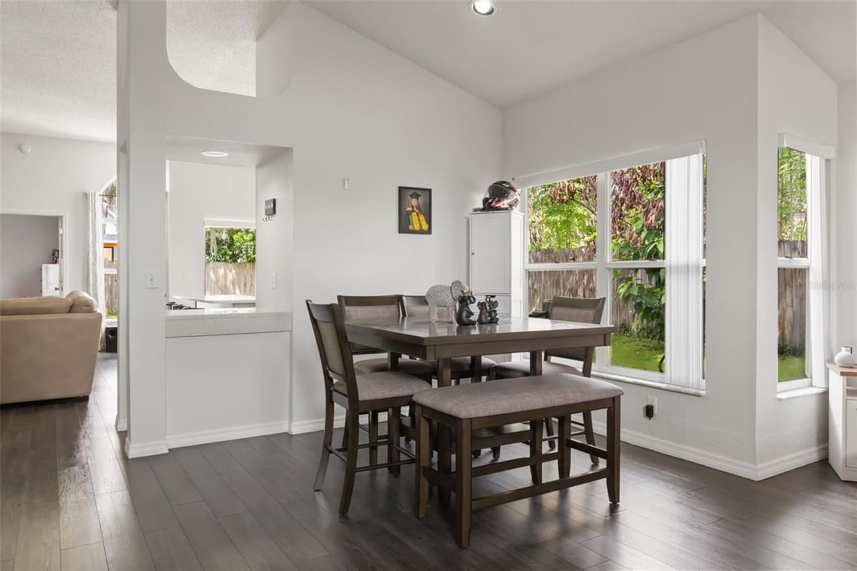 4562 CONWAY LANDING DRIVE — photo 8 of 38