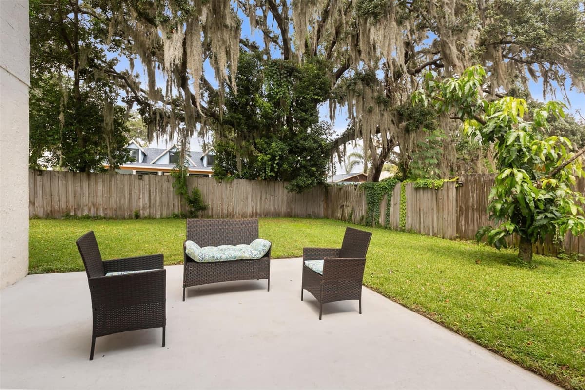 4562 CONWAY LANDING DRIVE — photo 23 of 38